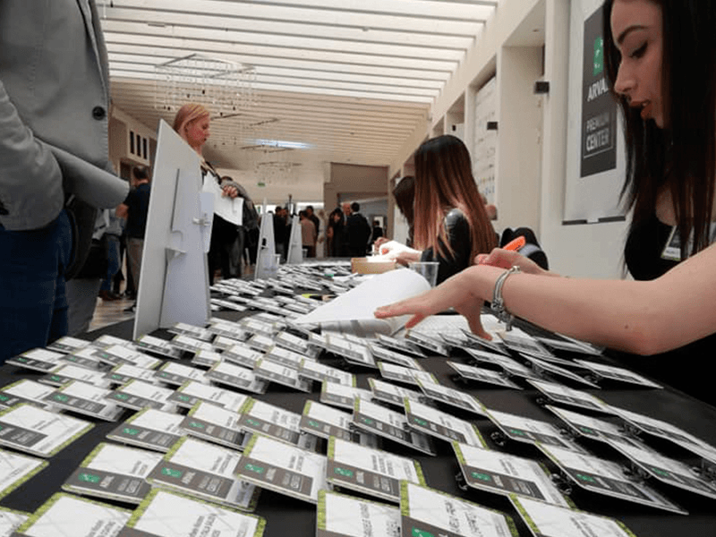 Convention Arval Premium Center